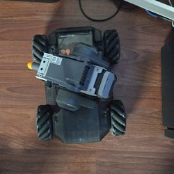 Dji robo comes with battery (like new)