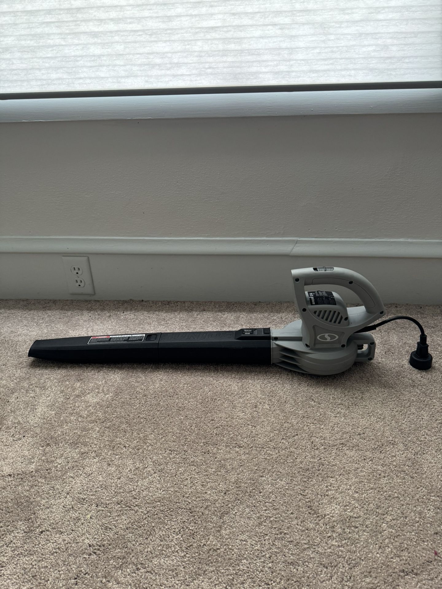 Leaf Blower