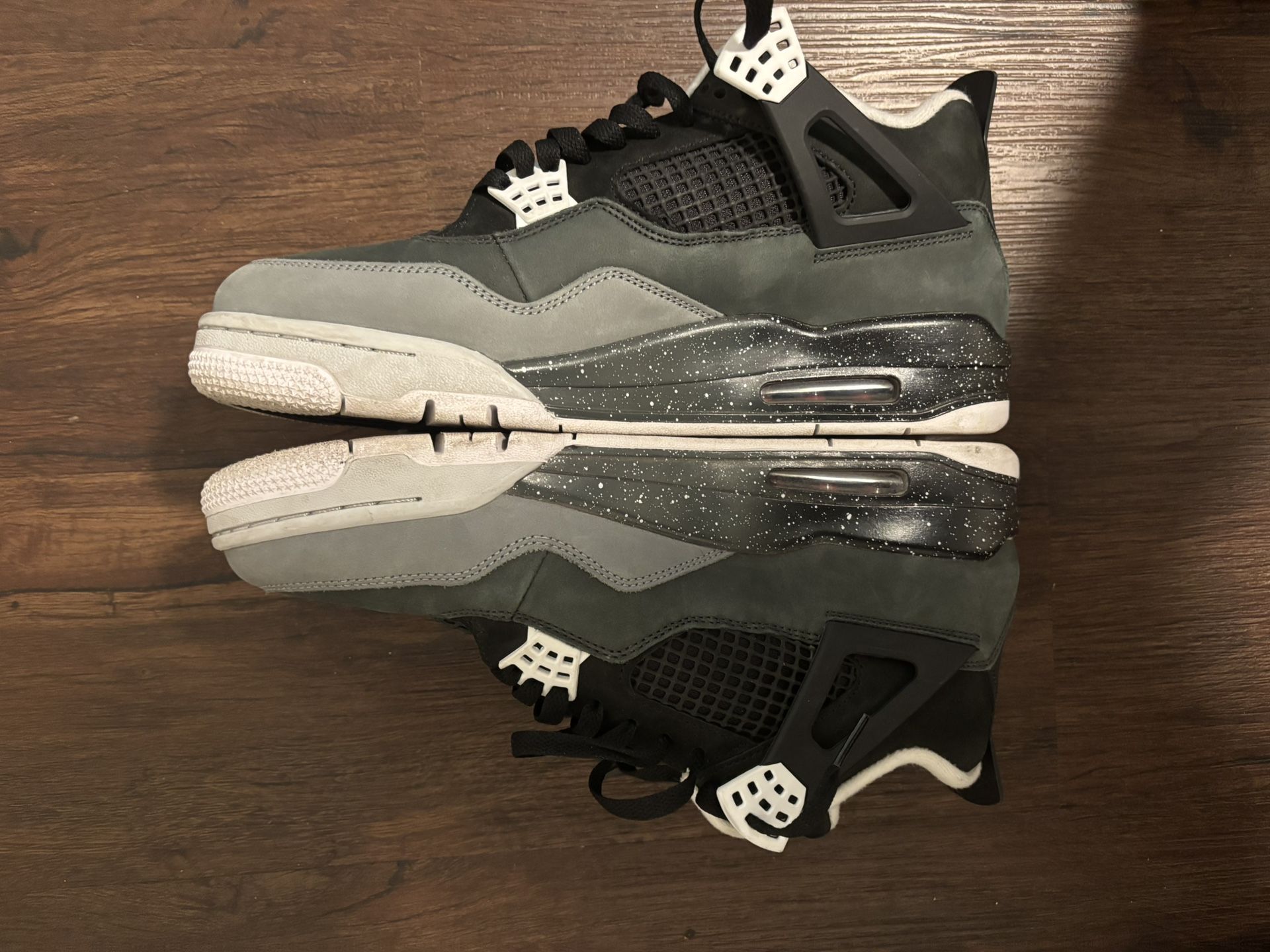 Jordan Black And White 4s