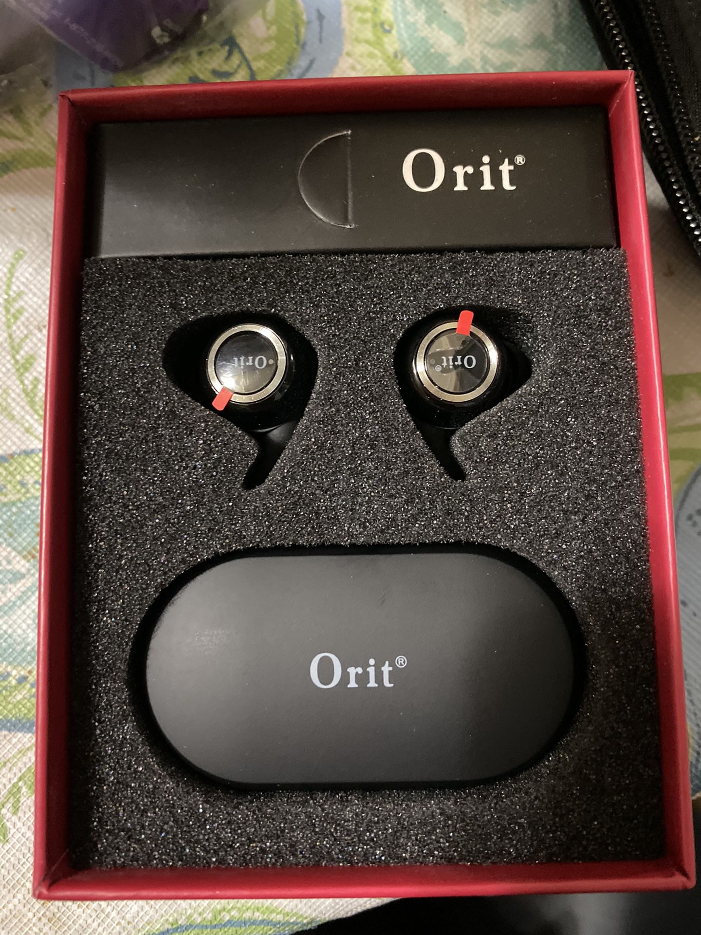 Brand new Orit earbuds wireless