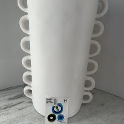 BRAND NEW TF DESIGN RESIN VERY LARGE WHITE BASE