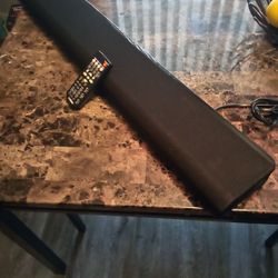 -FIRM PRICE NON-NEGOTIABLE- (BT Capable) Yahama Soundbar W/Built-In Subwoofers 