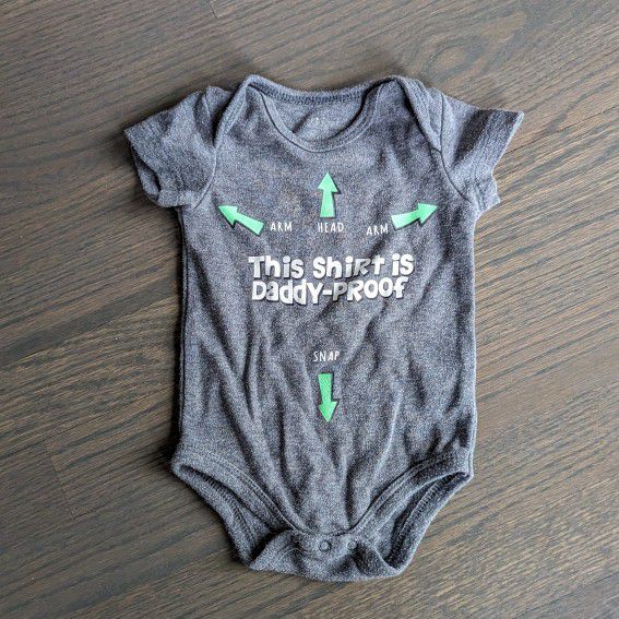 Baby Funny Bodysuit 'Daddy-proof' Short Sleeve, Gray
