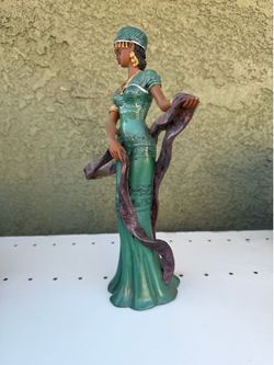 Figurine