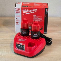 M12 batteries and charger Milwaukee