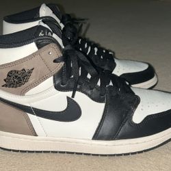 Jordan 1 Mochas 