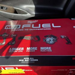 MILWAUKEE M18 18-Volt Lithium-Ion Cordless Power Tool Combo Kit (5-Tool)