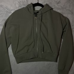 Forever 21 cropped hoodie 