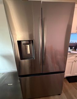 Samsung fridge with French doors