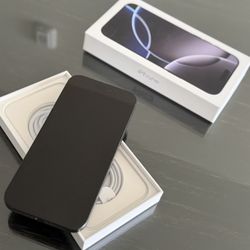 iPhone 16 Pro Max Black Titanium 