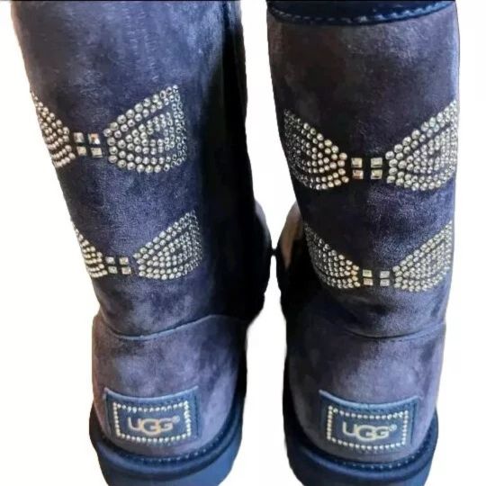 Brand New UGG Uggs Short Swarovski Crystal Bow Boots Purple Gray 6 