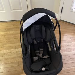 Orbit G5 Car seat 