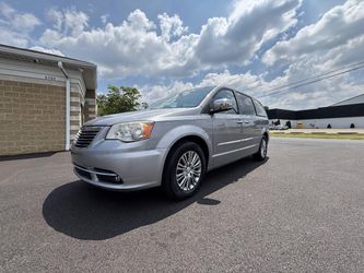 2014 Chrysler Town & Country