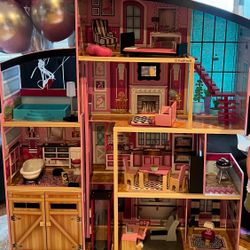 Doll house 
