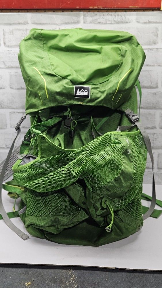 REI Flash 45 Mens Large Backpack