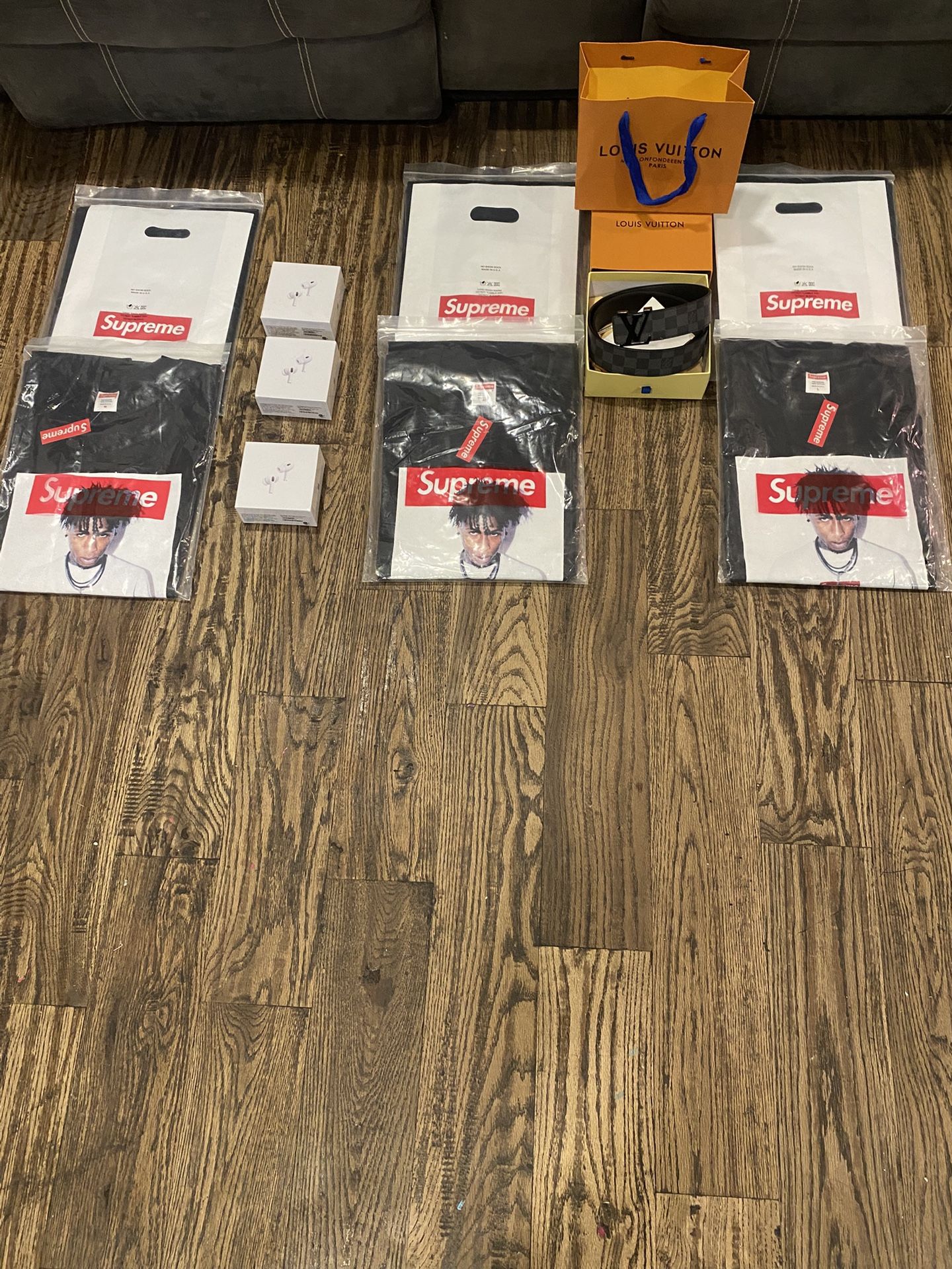 Supreme Nba Yb Tee, LV BELT
