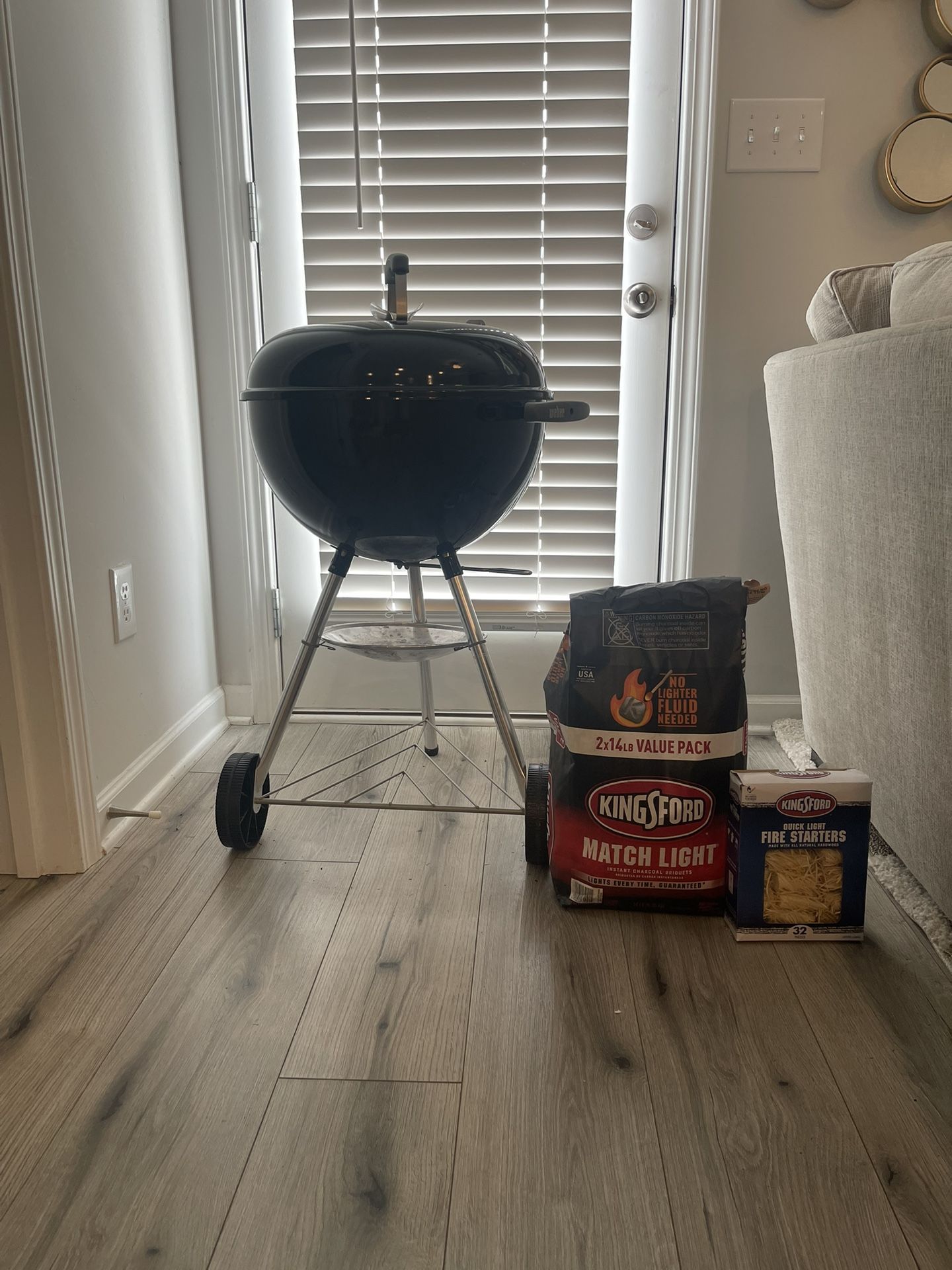 Weber 18in Charcoal Kettle Grill
