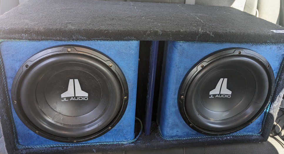 JL AUDIO 12INCH  SUBS WITH PORTED BOX 