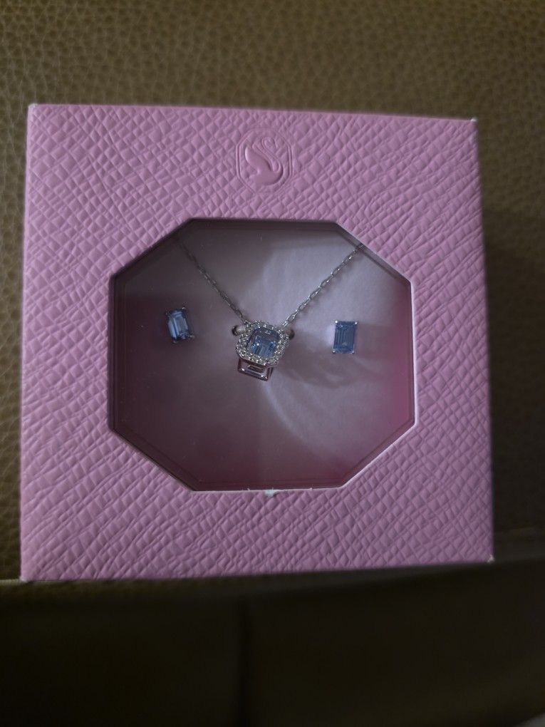Swarovski  Set