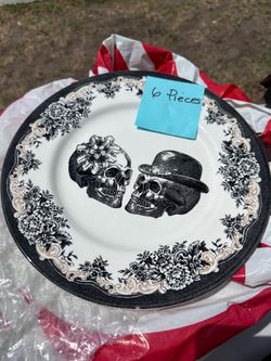 Set of 6 Gothic Skull Couple Dinner Plates