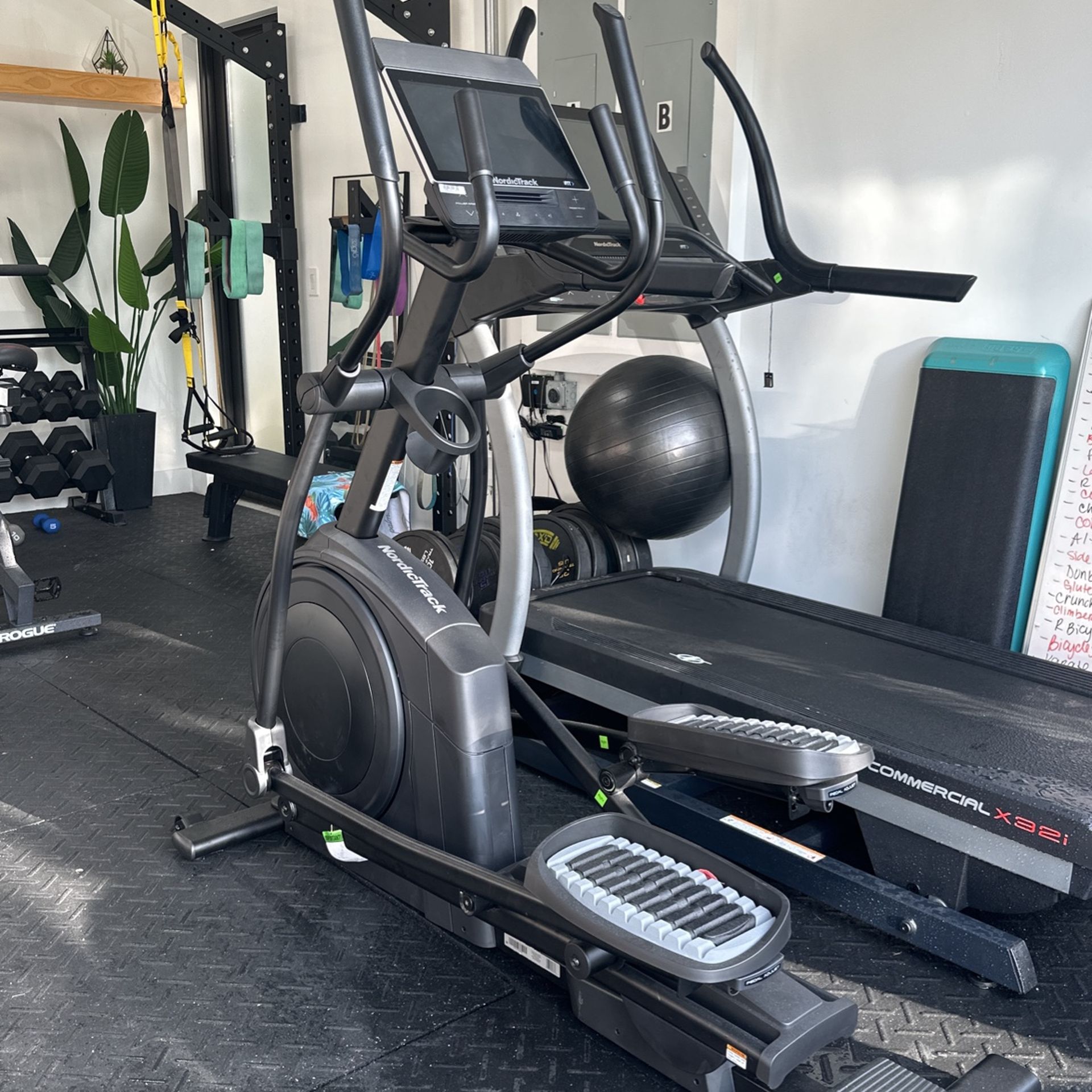 NEW Nordictrack Elliptical 