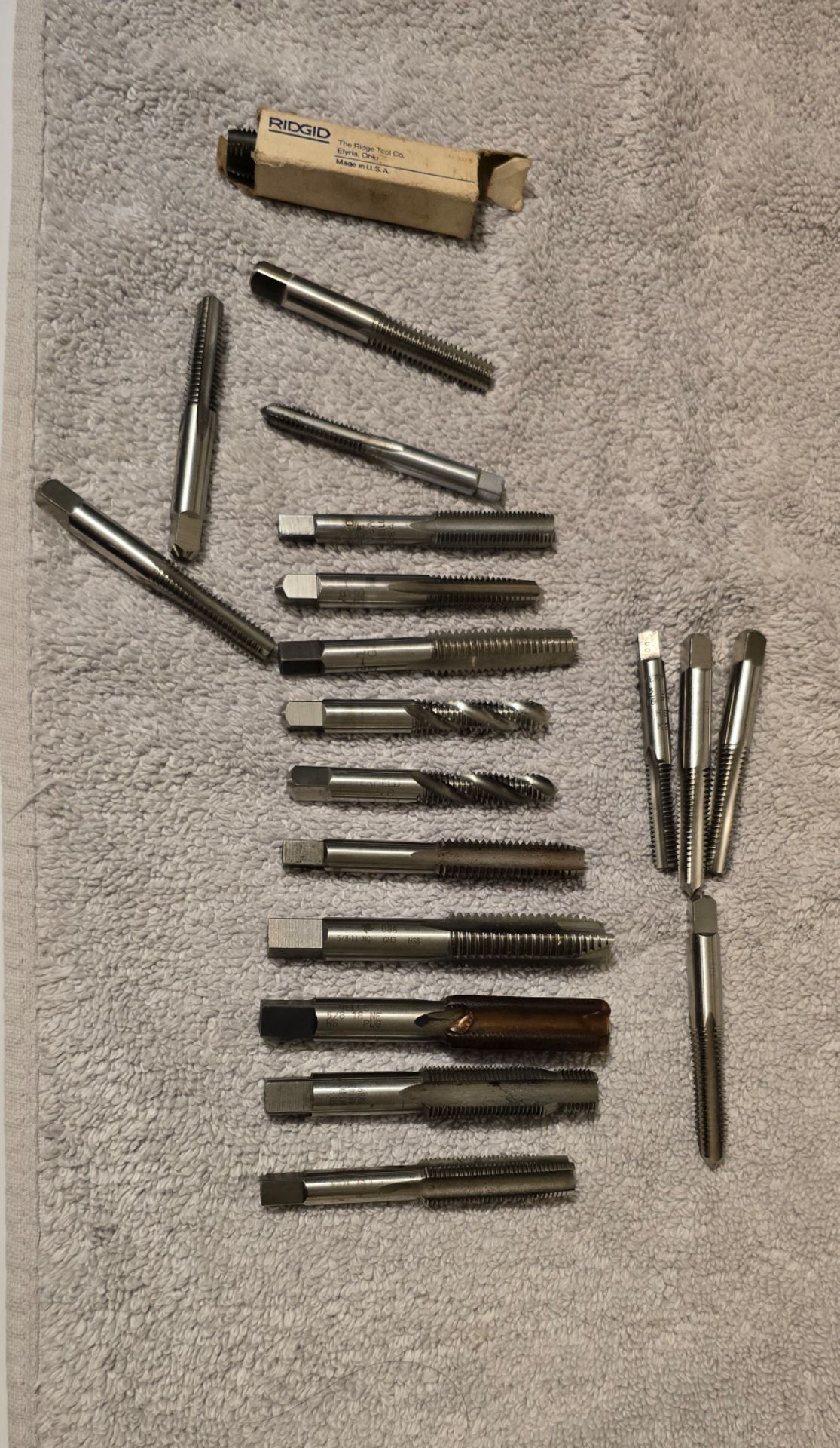 Taps and spiral flute taps - Check out the full description