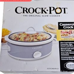 2.5 Qt Oval Stoneware Casserole 