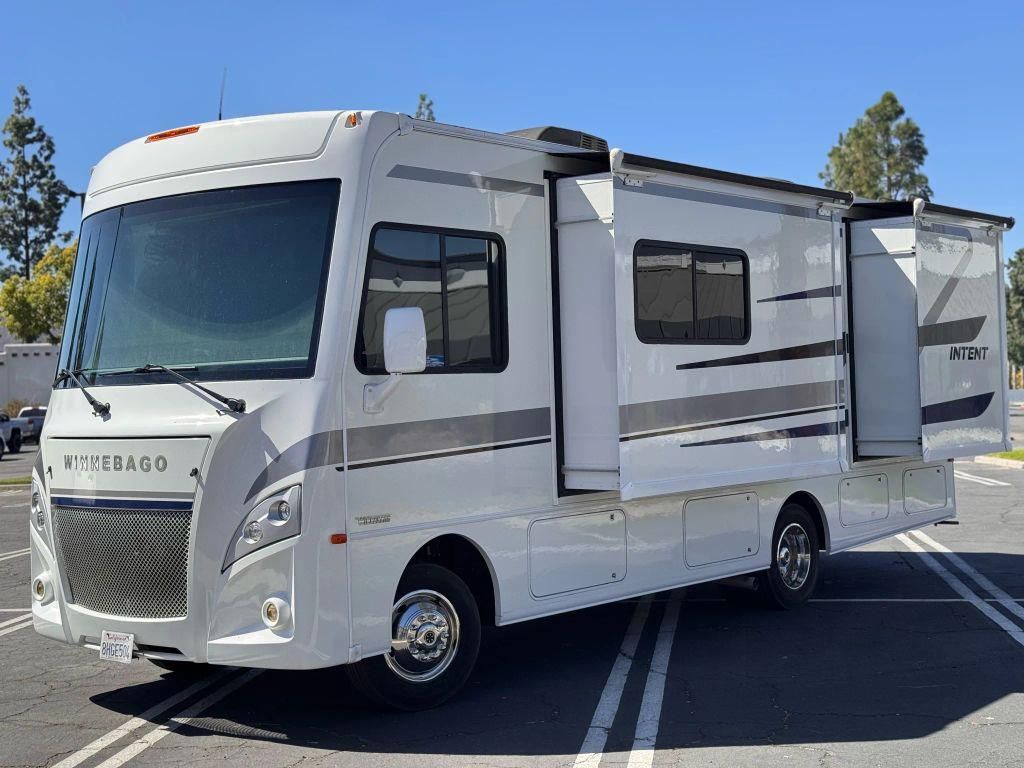 2018 Winnebago Intent 26M