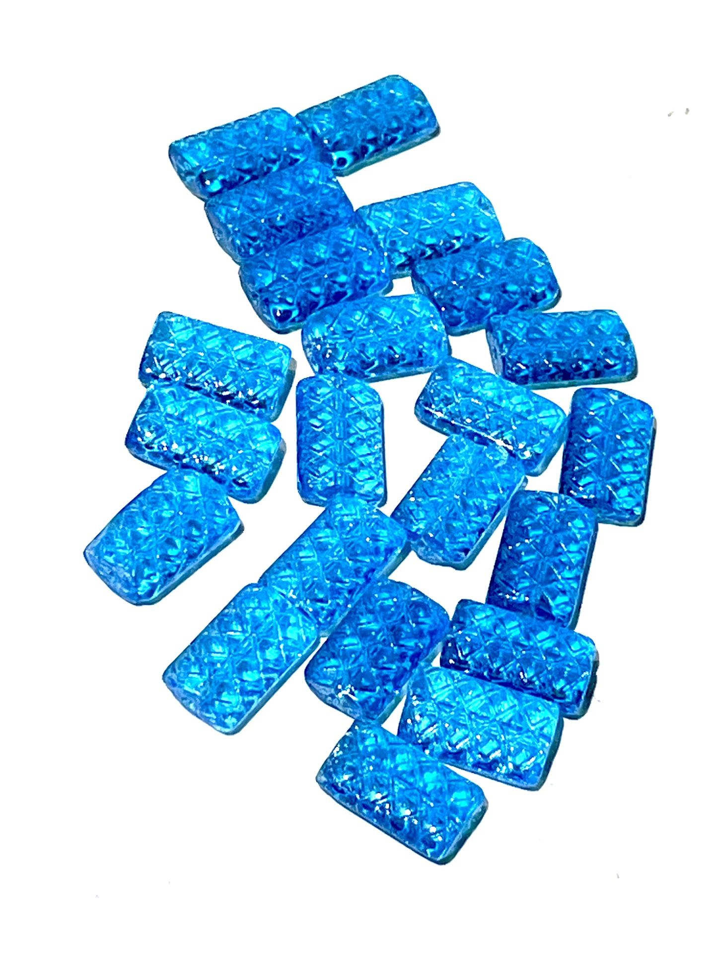 Lot Of Turquoise Glass Beads   455