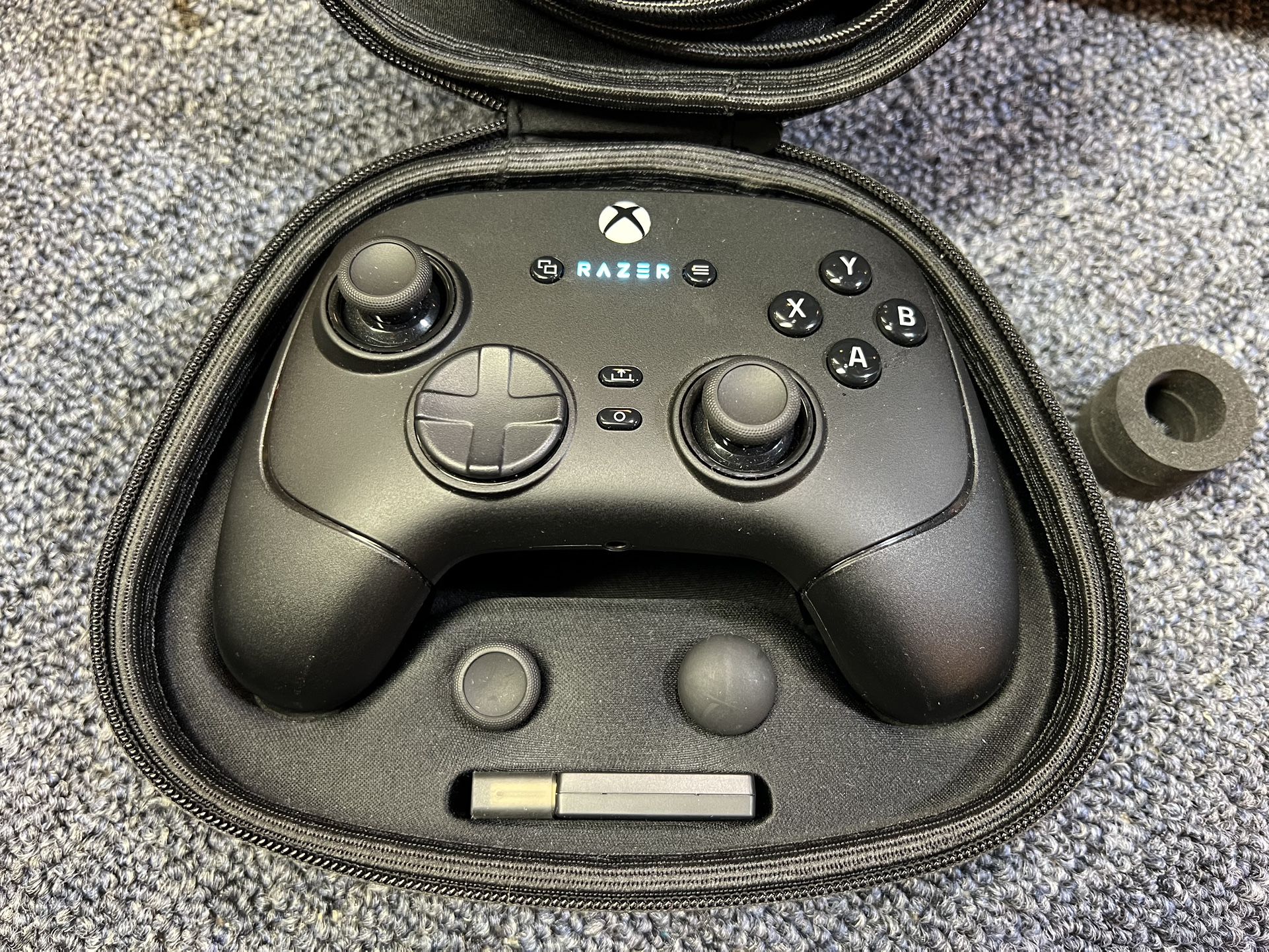 Razer Woverine V3 Pro Controller! With Case and Accessories! 