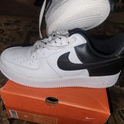 Nike Air Force 