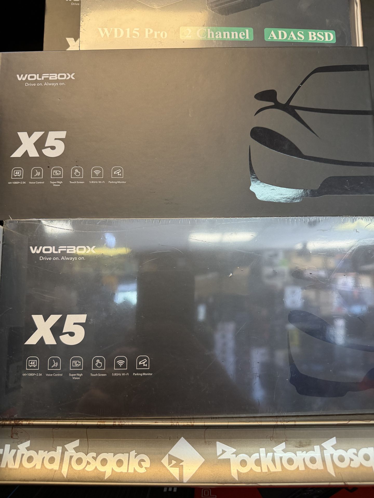 Wolf box 2 chanel dash cam