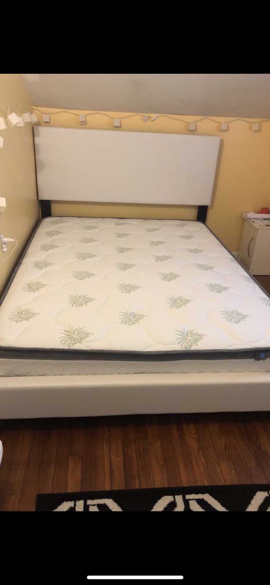 White leather bed frame + queen mattress