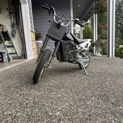 Moded Razor Dirt Bike 