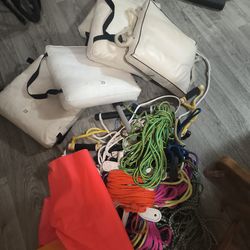 (5) floatation pillows and 6 ropes, 3 flags