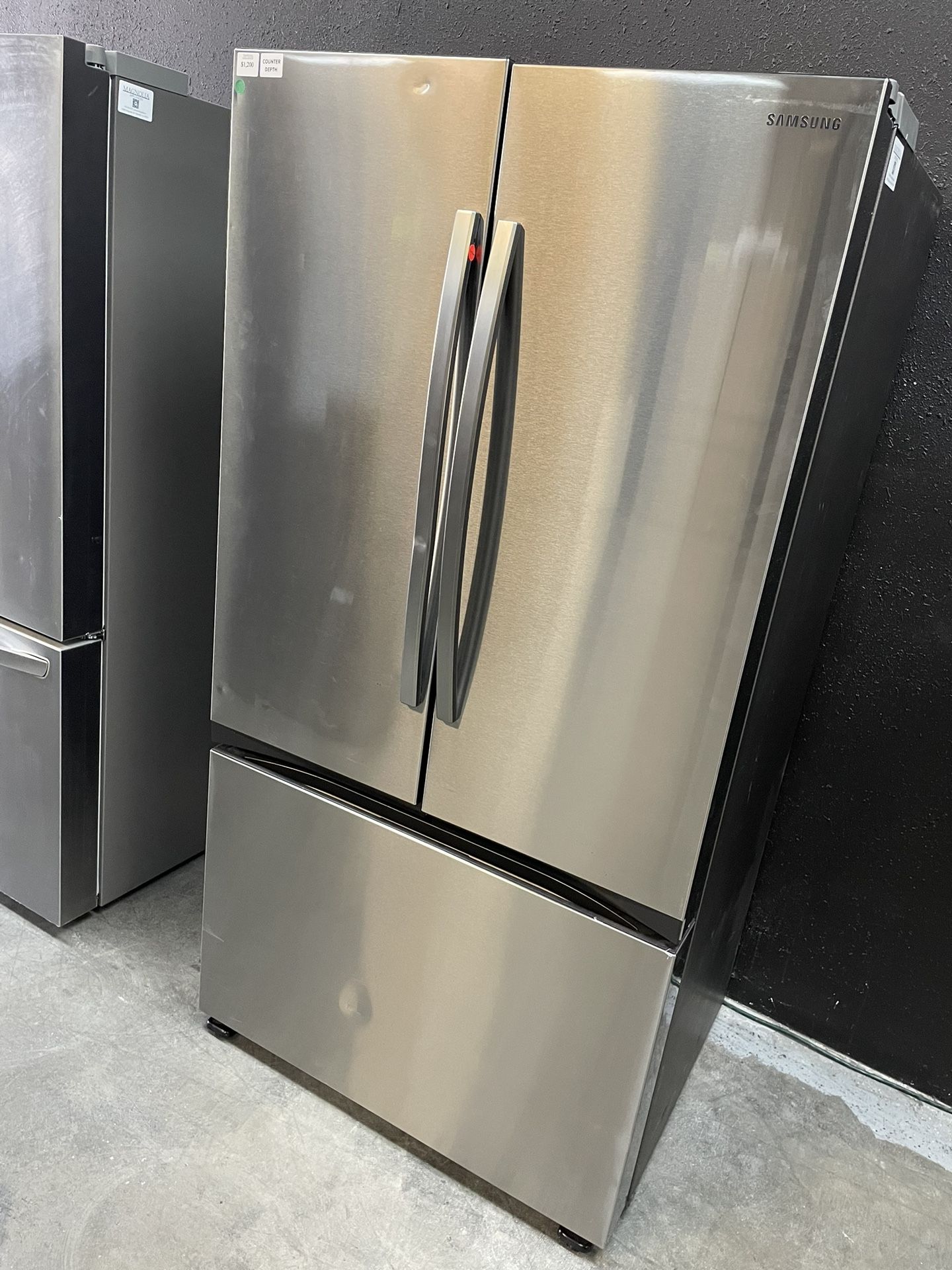 Samsung Plain Face Counter Depth Refrigerator