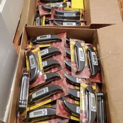 Digital Thermometer Lot 80 - 90ct