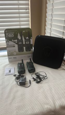 Brandnew-2pack Motorola walki talkie T465 range -35 miles