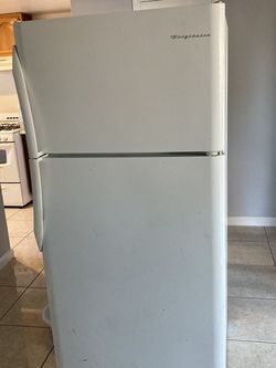 Refrigerator/ Fridgidaire
