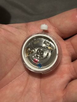 3235 watch movement small date