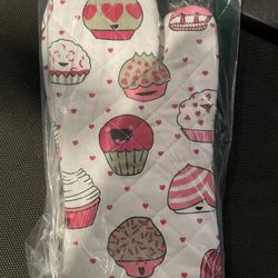 2 Cupcake Pot Holder