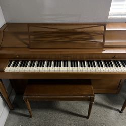 Baldwin Acrosonic Spinet
