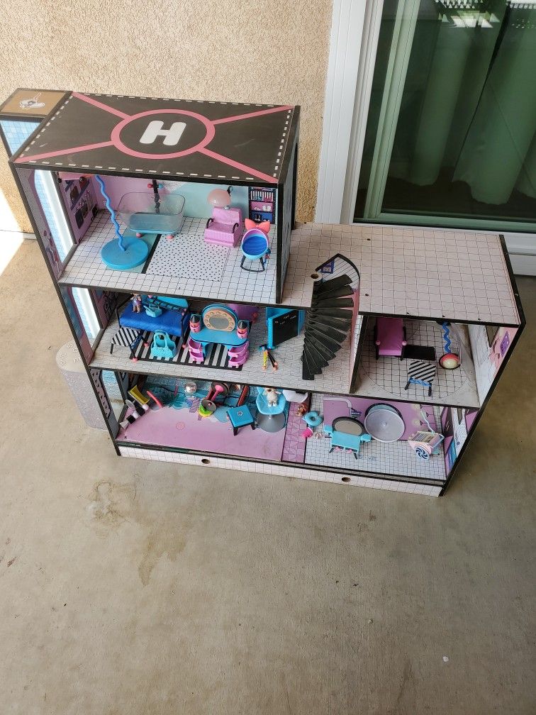 Lol Doll House