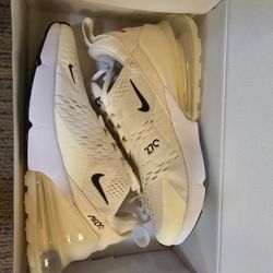 Nike Air Max 270