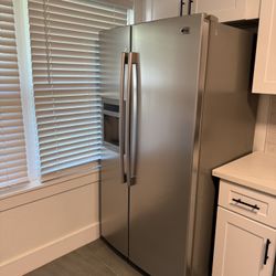 LG Stainless Steel Refrigerator 