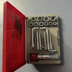 New Old Stock German Screwdriver Set