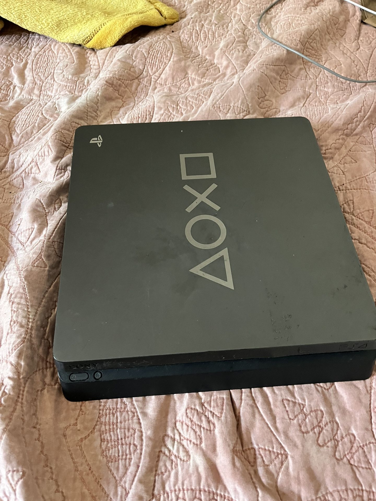 PS4