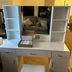 White Vanity - With LED - Assembled 