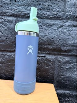 Hydro Flask Kids Stainless Steel Insulated Water Bottle in Blue w/turqouse