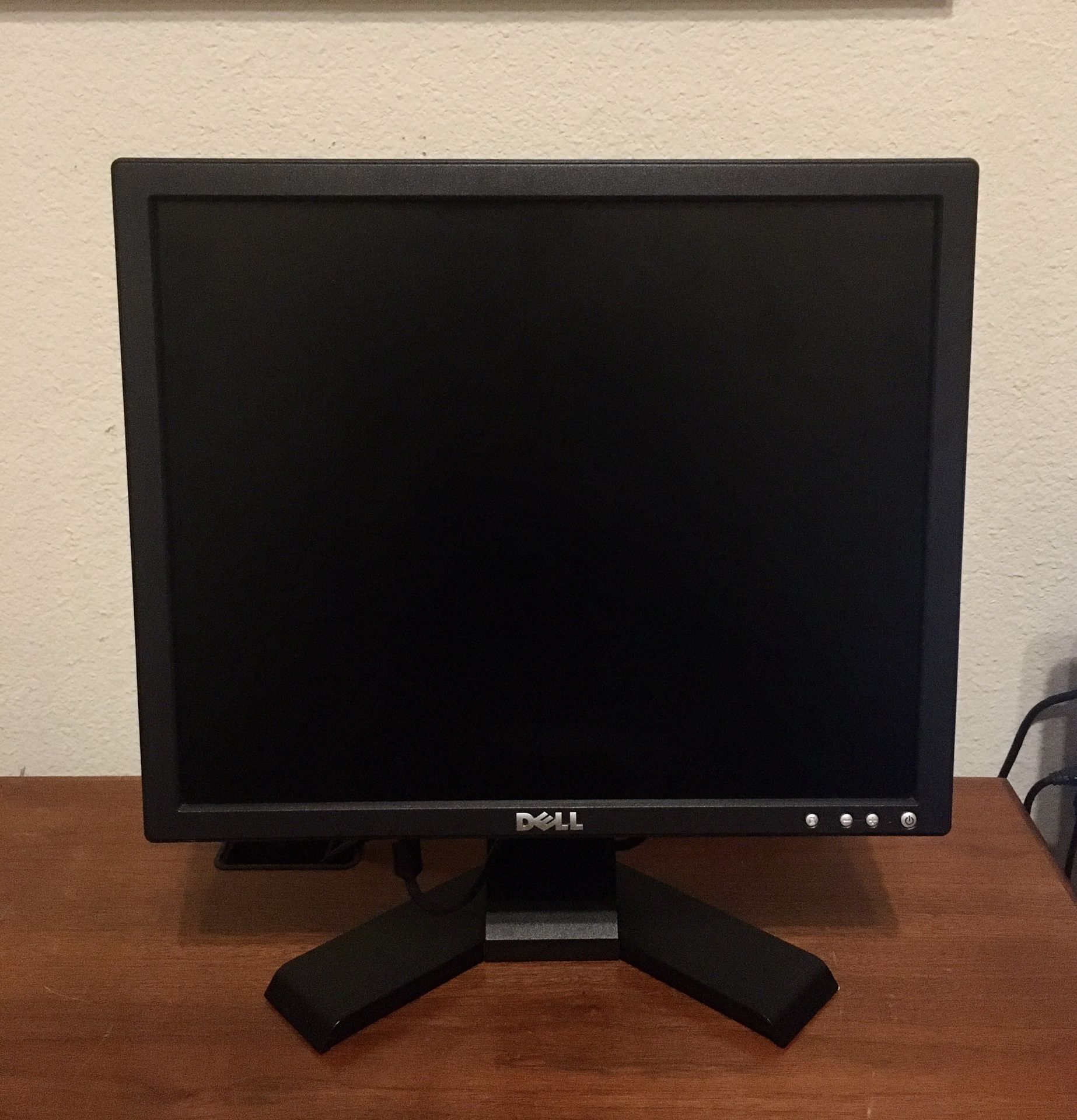 Dell 17" LCD Flat Computer Monitor Model E176FPf for Sale in Frisco, TX
